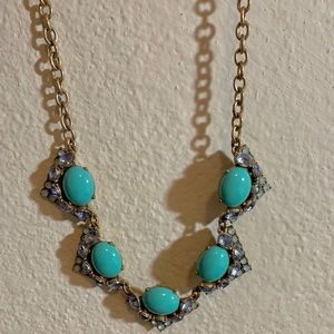 STELLA AND DOT STATEMENT NECKLACE BLUE GOLD